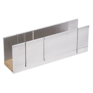 LUX Gehrungsschneidlade Alu Comfort für präzise Schnitte in 45° und 90°.