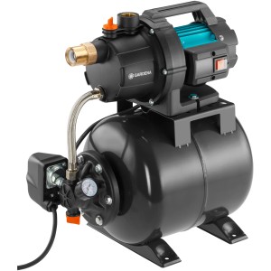 Gardena Hauswasserwerk 3700/4 Pumpe, 800W, mit 19l Tank für die Gartenbewässerung.