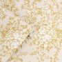 Laura Ashley Vliestapete Picardie Pale Gold mit floralem Muster.
