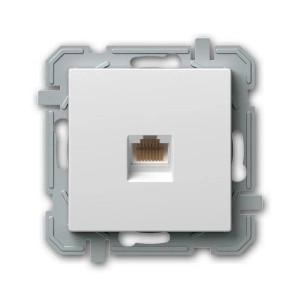 Weiße TEM LOGIQ RJ45 Netzwerkdose CAT6 mit goldener Buchse auf grauem Montagerahmen.