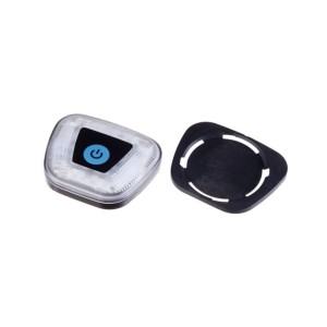 Dräger HPS Buddylight Helm-Rücklicht, klar, mit blauem Knopf und schwarzem Montageadapter für Kopfschutz.