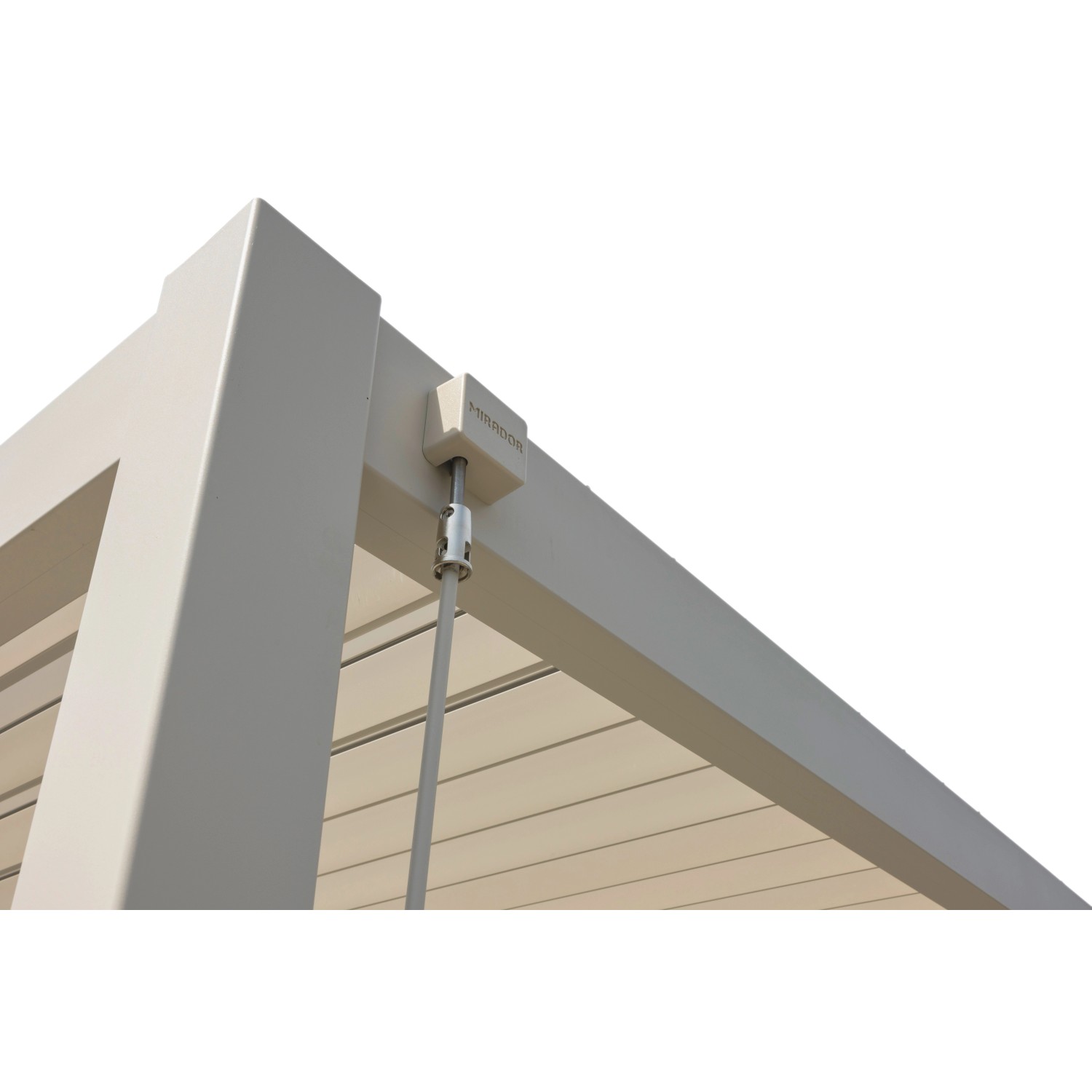 Detailaufnahme der hellgrauen Mirador Pergola 111 Deluxe (3x4m) aus Aluminium, Eckansicht.