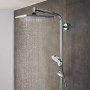 Hansgrohe Crometta Duschsystem E 240 mit Kopf- und Handbrause, Thermostat, Weiß-Chrom.