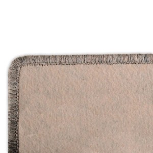Detailansicht: Taupefarbener KARAT Teppich in Sisaloptik Kalkutta mit geketteltem Rand.