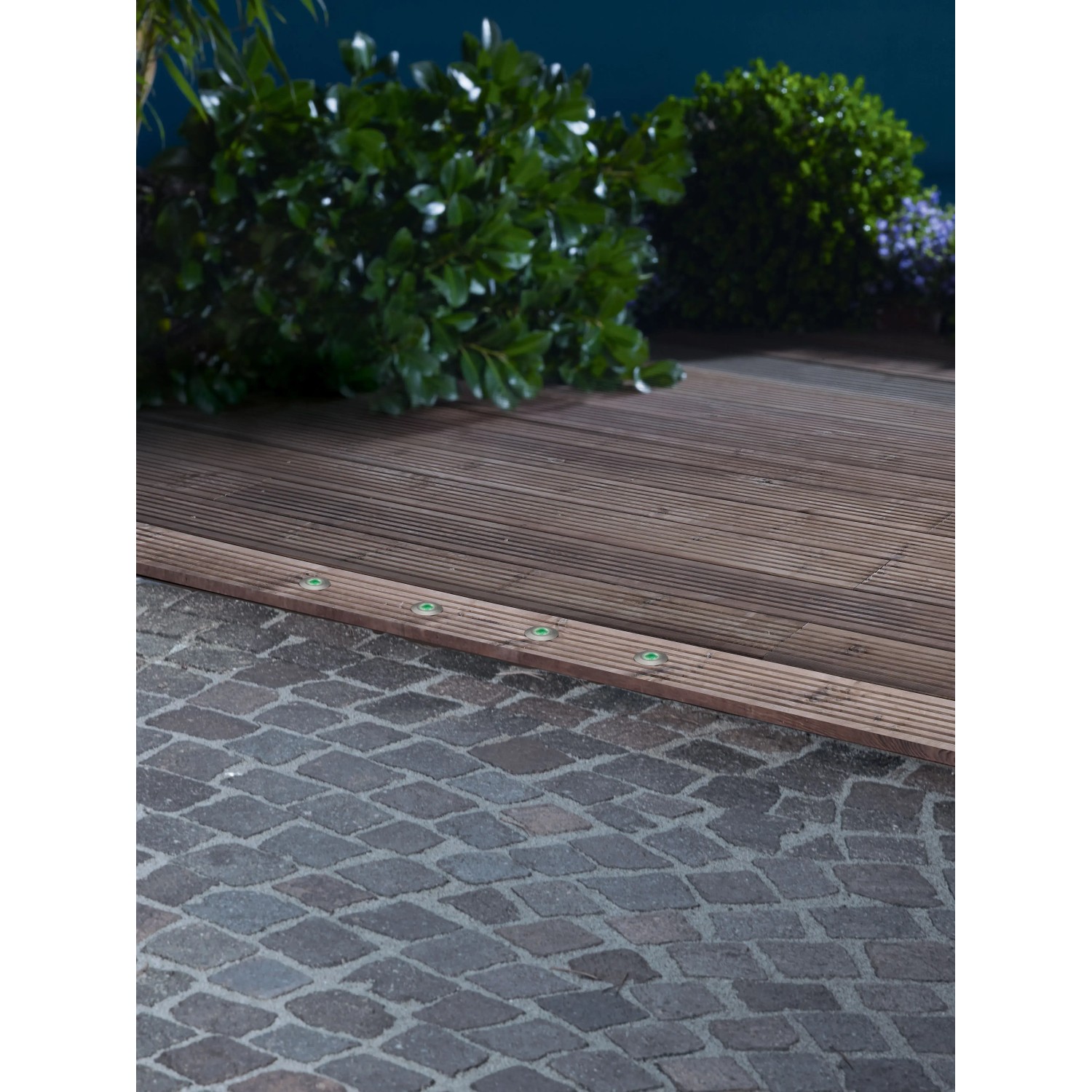 LED-Bodeneinbauleuchten Budoni RGB, 5er-Set, für stimmungsvolle Lichtakzente im Garten.