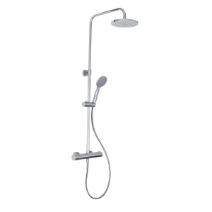 Aufputz-Duschsystem von Kronenbach mit Thermostat, runder Kopfbrause (Ø 20cm) und Handbrause in Chrom.