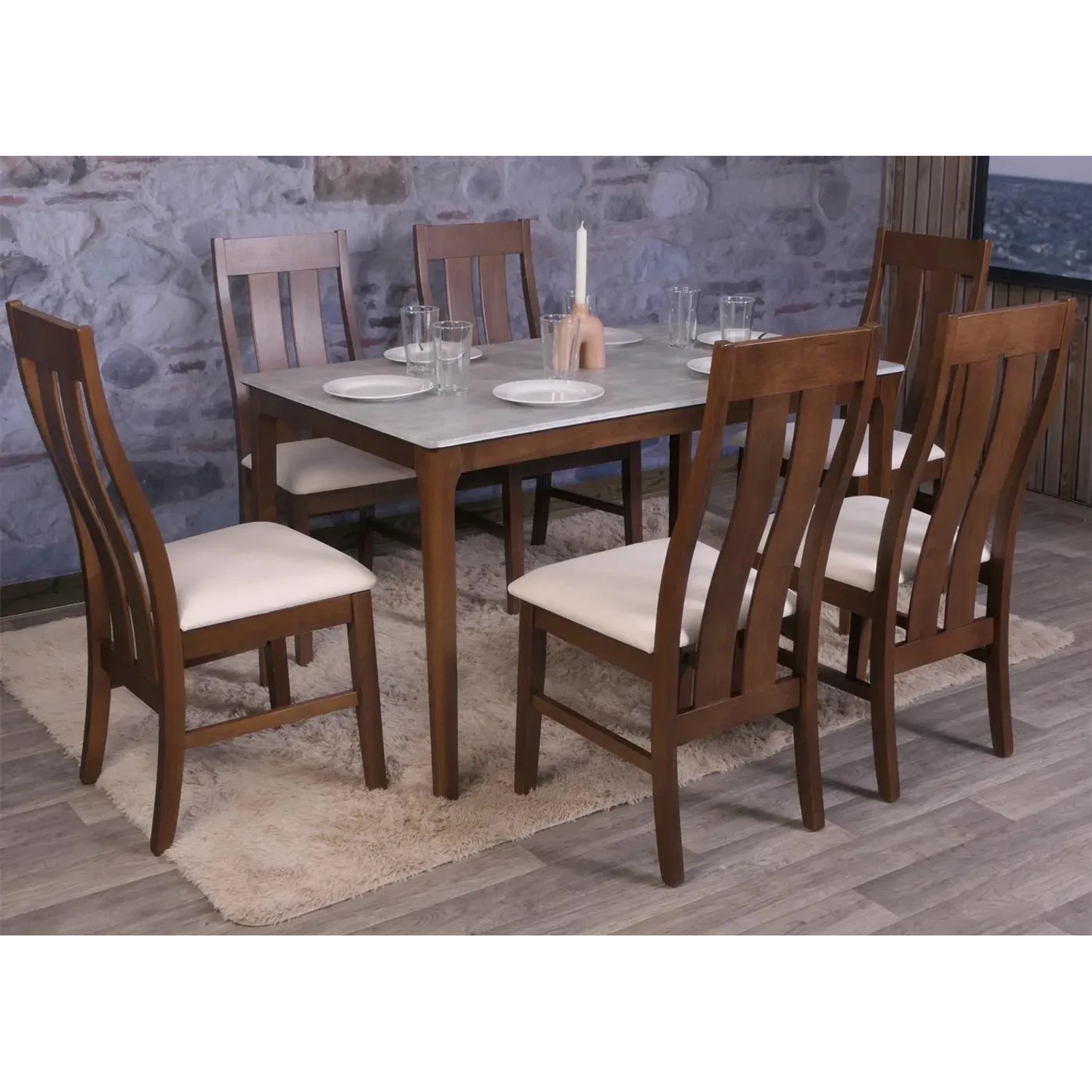 6er-Set: MCW Esszimmerstühle M58 mit dunklem Gestell und creme-farbenen Polstersitzen.