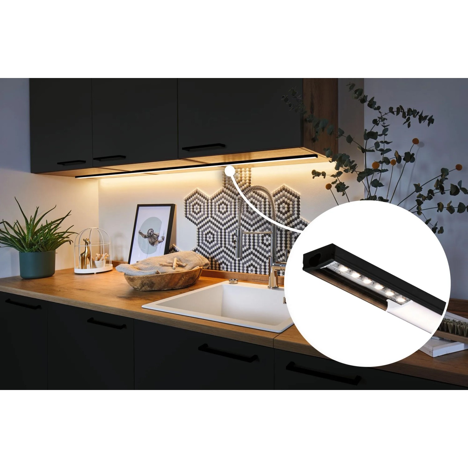 Paulmann Base Profil, 2 m LED-Streifen mit weißem Diffusor, eloxiert, für Küchen- und Möbelbeleuchtung.