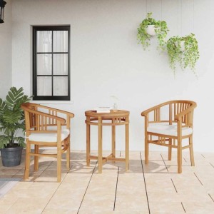Zwei braune vidaXL Gartenstühle aus Teakholz mit weißen Sitzkissen und einem kleinem Tisch.