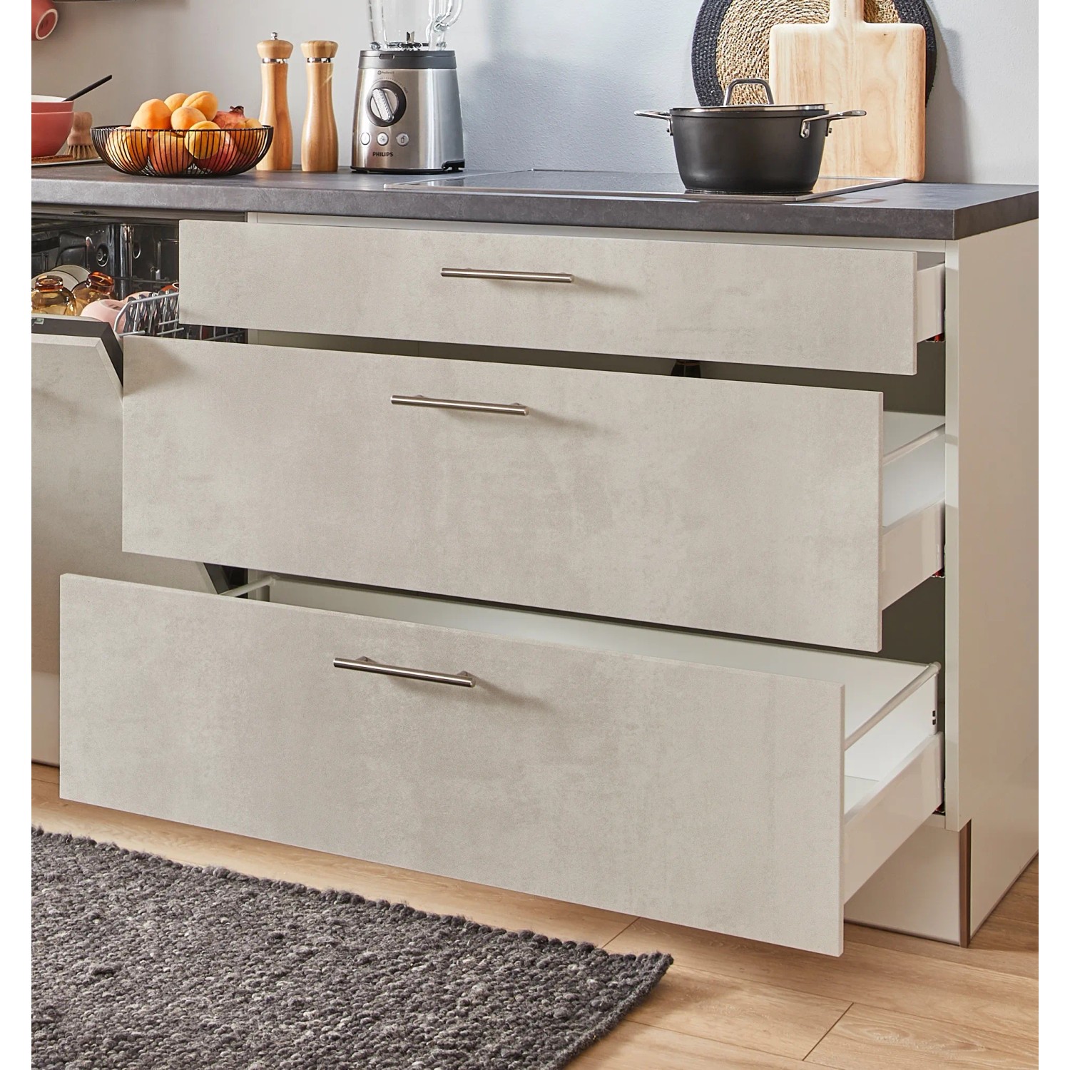 pino Küchenzeile 250 cm, Beton Weißgrau, Schubladen geöffnet. Details zur Einbauküche im OBI Online-Shop.