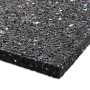 Schwarze KARAT Antivibrationsmatte/Schallschutzmatte (1cm stark) aus Gummigranulat.