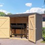 Anthrazitfarbener Bertilo Gartenschrank Box Bike (103x207cm) mit geöffneten Türen und Grill im Inneren.