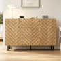 Modernes Sideboard Holzoptik, Fischgrätmuster, 3 Schubladen, 2 Türen, schwarze Beine für Wohnzimmer.