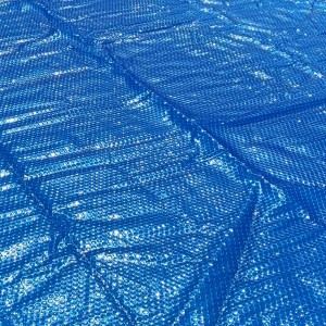 Blaue Summer Fun Pool Solarfolie für Rundpools (Ø 450-460 cm) mit Luftpolsterstruktur.
