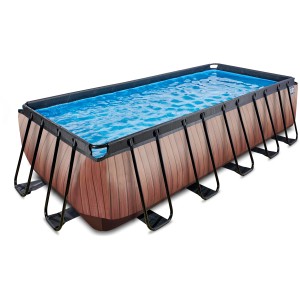 Rechteckiger EXIT Wood Pool 540x250x122cm mit Holzoptik, Stahlrahmen und blauer Innenfolie.