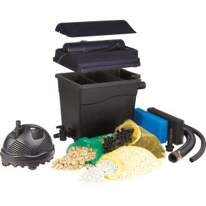 Ubbink FiltraClear 8000 PlusSet Dreikammer-Filtersystem mit Pumpe, UVC-Klärer und Filtermedien.