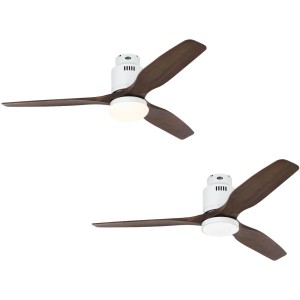 Zwei CASAFAN Deckenventilatoren Aerodynamix Eco, 132 cm, weißes Gehäuse, Nussbaum Flügel, mit Leuchte.