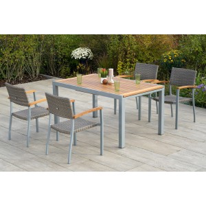 Merxx Silano Gartenmöbel-Set mit Ausziehtisch und 4 Stühlen aus Aluminium, Akazie und Kunststoffgeflecht.
