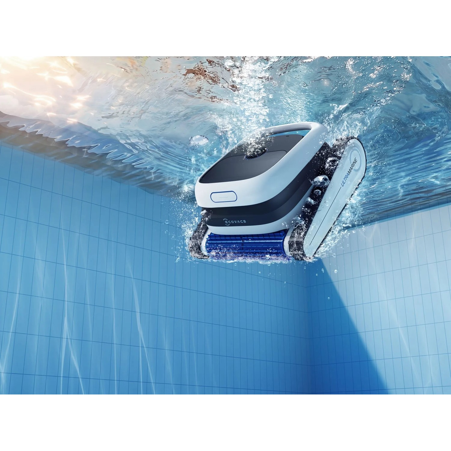 Ecovacs Poolroboter Ultramarine P1, weiß-blau, im Pool.