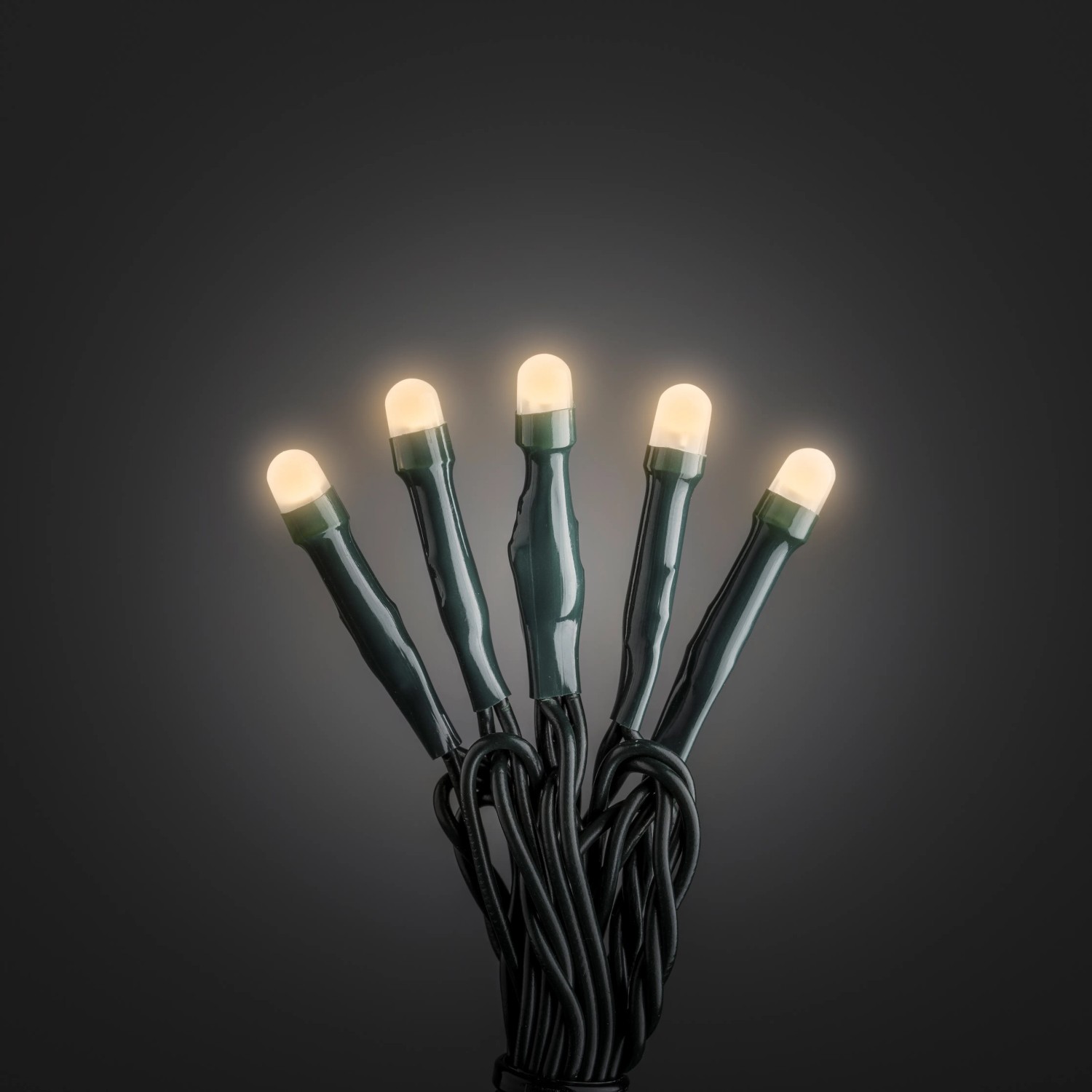 Konstsmide Micro LED Lichterkette mit 35 gefrosteten, bernsteinfarbenen Dioden für den Innenbereich.
