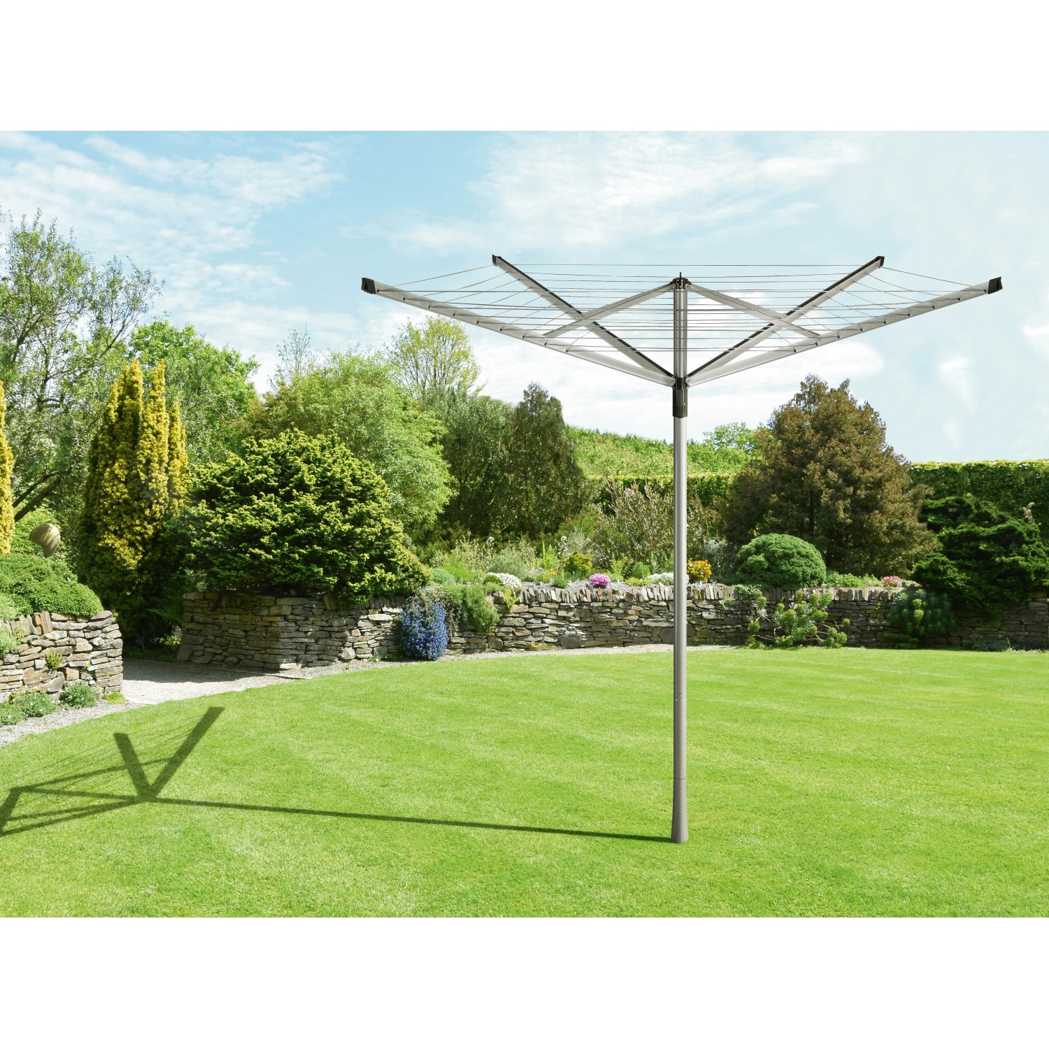 Wäschespinne mit 40 m Leinenlänge im Garten, pulverbeschichtetes Metall, zusammenklappbar.