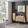 Fackelmann Waschplatz 80 cm in Ast-Eiche mit Unterschrank und Spiegelschrank im modernen Badezimmer.