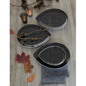 d-c-fix Klebefolie Sanremo Eiche Sand, 90x210cm, auf Holzuntergrund mit Herbstdeko.