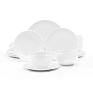 16-teiliges Seltmann Weiden Amina Starter-Set aus weißem Porzellan mit Tellern und Schalen.