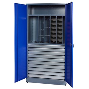 Geöffneter Küpper Materialschrank 70887 mit 10 Schubladen, Auszügen und Doppeltür in Blau/Grau.