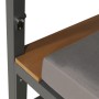 Detailansicht der hellgrauen MCW Lounge-Gartenliege M63 mit Ablage und Polster.