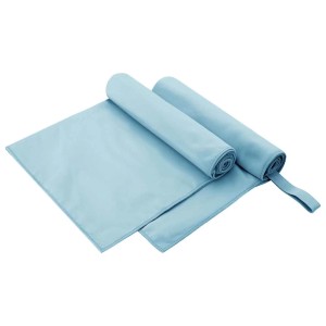 Zwei blaue vidaXL Sporthandtücher, teils gerollt, 100x50 cm, aus Polyester und Polyamid.