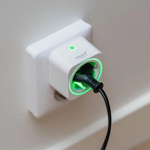 Venso Smart-Bluetooth-Timer Eco in Steckdose, ideal für Pflanzenlampen.