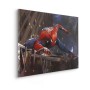 Komar Keilrahmenbild: Spider-Man in Aktion vor grauer Stadtkulisse. Wandbild für Kinder.