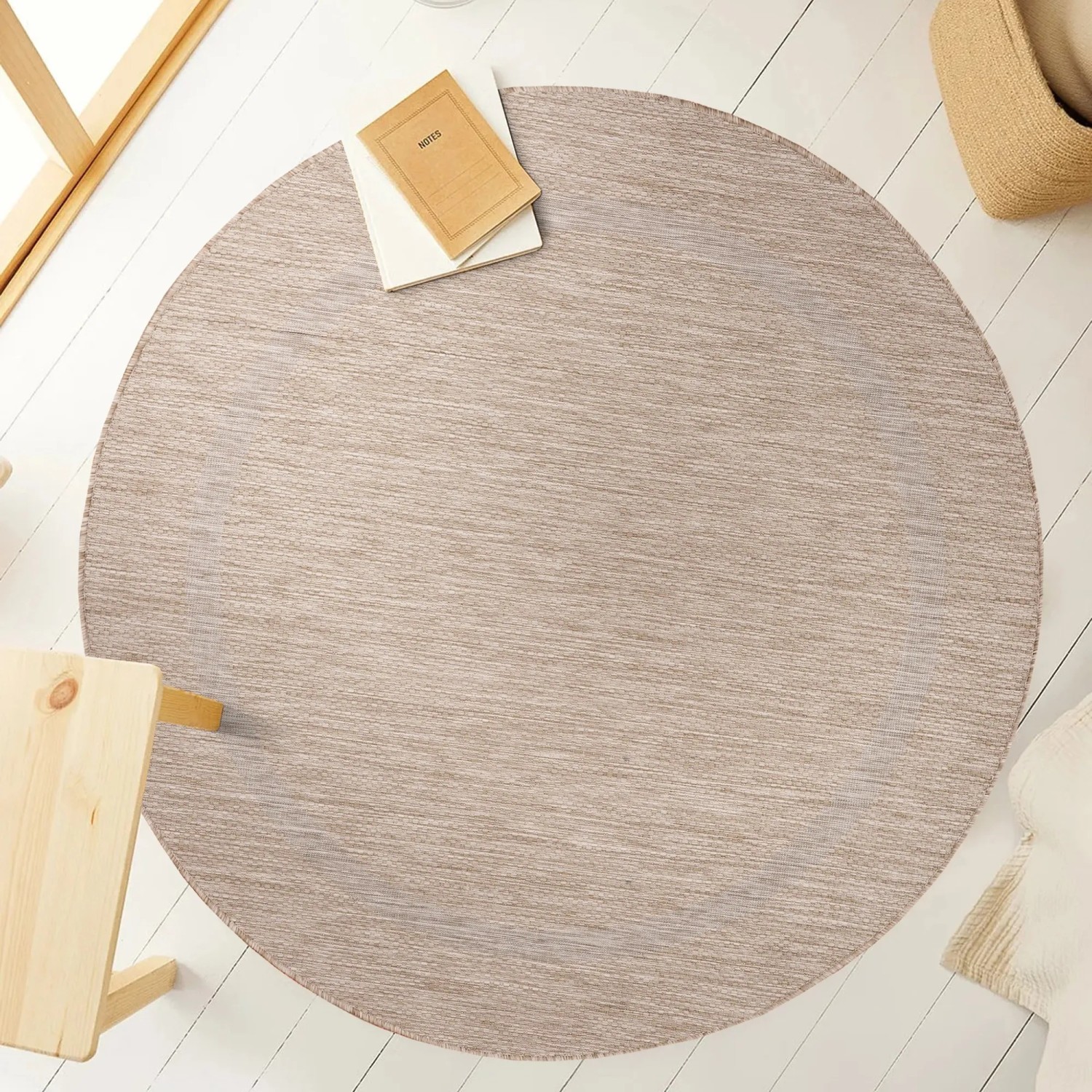 Runder, beiger Ayyildiz In- & Outdoor-Teppich Relax, 160x160 cm, in Sisaloptik. Wetterfest und robust.