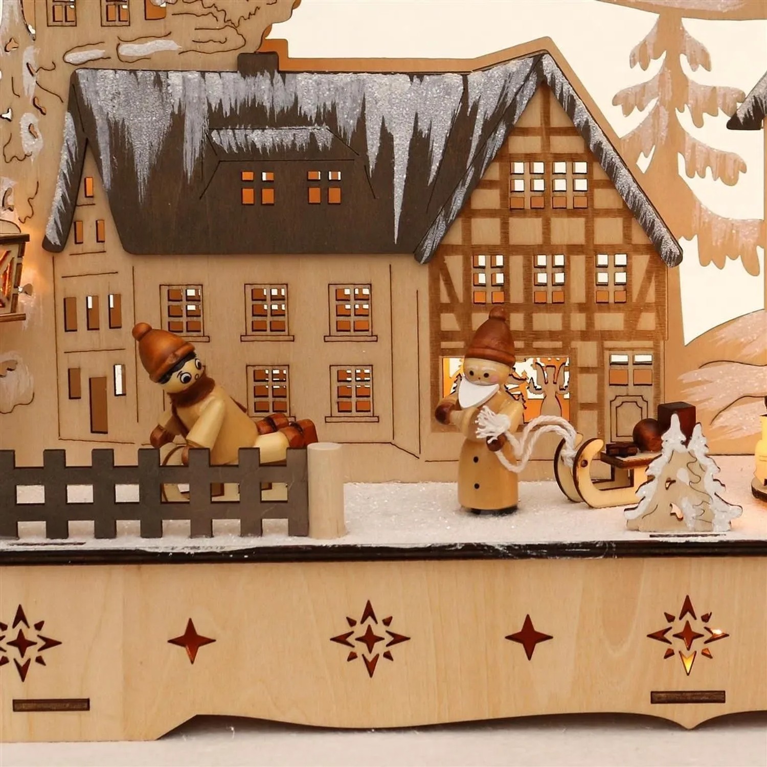 Dekohelden24 LED Holz Schwibbogen mit Bewegtem Weihnachtsbaum Inklusive Netzteil und Batteriebetrieb Möglich mit Schneekinder L/B/H 45 x 12 x 35 cm_4