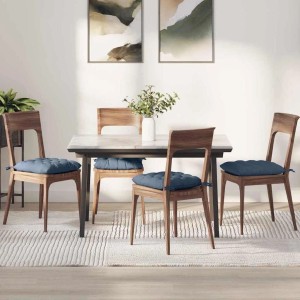 4 blaue vidaXL Sitzkissen aus Cordstoff auf Holzstühlen am Esstisch.