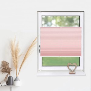 Rosa Plissee 60x150 cm am Fenster, blickdicht, ohne Bohren mit Klemmfix montiert.