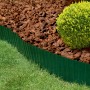 Grüne Rasenkante (9 m x 20 cm) aus PET-Folie zur Beet- und Rasenabgrenzung.