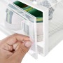 Transparente Songmics Schuhbox mit Schuh, Frontöffnung wird geöffnet.