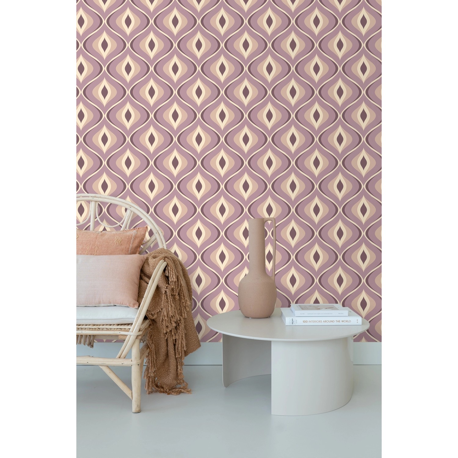 ESTAhome Vliestapete mit Retro Ornamenten in Violett, 50x900cm. Dekorative Tapete im angesagten Retro Look.