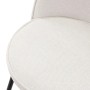 Detailaufnahme: Beiger ML-Design Barhocker (2er Set) mit Stoffbezug, Sitzfläche und Rückenlehne.