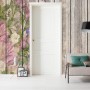 Komar Vlies Fototapete Vintage Rose, 500x250cm, mit Rosenmuster und Holzoptik.