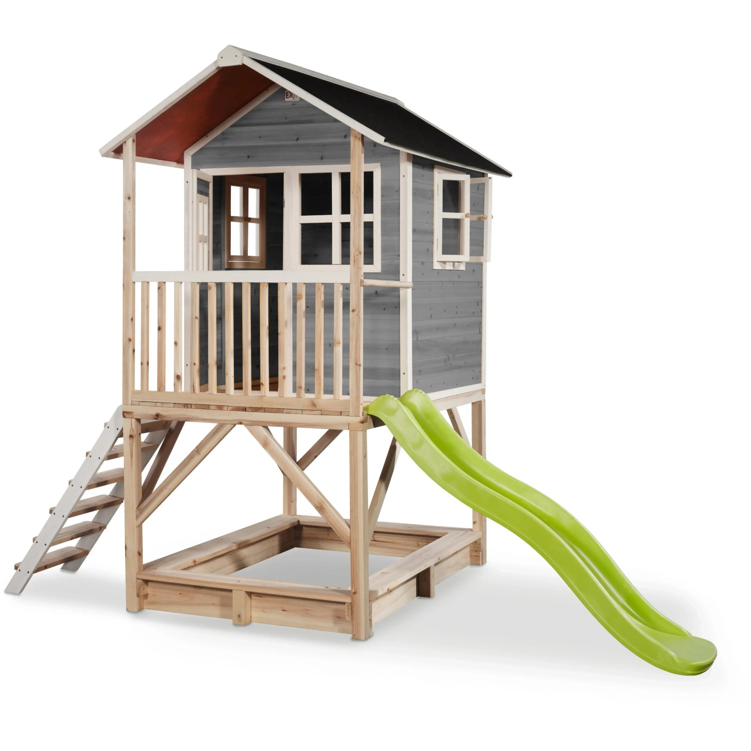 Graues EXIT Loft 500 Holzspielhaus mit Rutsche, Sandkasten und Leiter.