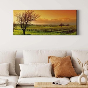 Bricoflor Leinwandbild mit Landschaft in Grün und Orange, Feld im Sonnenuntergang und Baum, Wanddeko für Wohnräume.