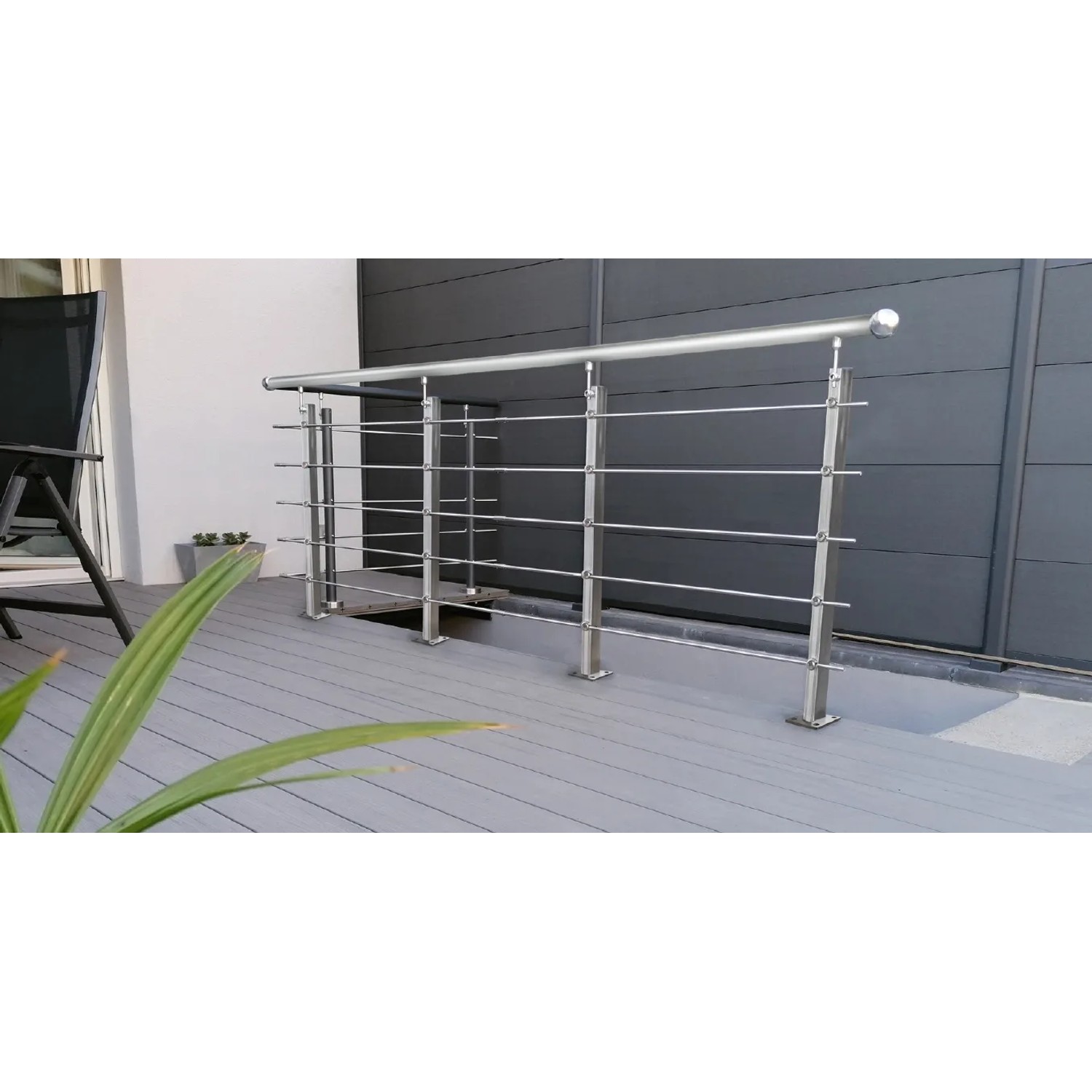 Treba Geländer-Set CB2 zur Bodenmontage, 150 cm, Aluminium eloxiert.