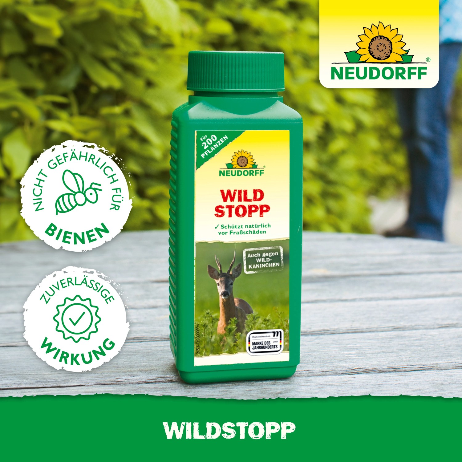 Neudorff Wildstopp zum Schutz vor Wildverbiss in grüner Flasche mit Reh-Motiv.