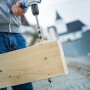 LUX Balkenbohrer Comfort Ø 18 mm bohrt Loch in Holzbalken mit Bohrmaschine.