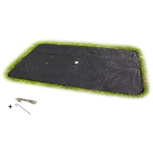 Schwarze Abdeckplane für rechteckiges EXIT Ebenerdiges Trampolin (275x458 cm) mit Heringen zur Befestigung.