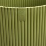 Grüner Elho Blumentopf Vibes Fold Coupe Ø 30 cm mit Rippenstruktur.