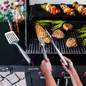 Char-Broil Grillbesteck-Set, 3-teilig, aus Edelstahl mit Komfortgriffen beim Grillen von Fleisch und Gemüse.